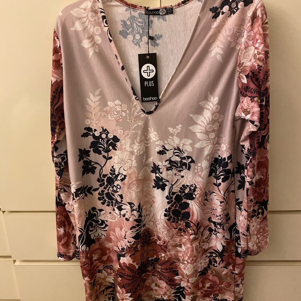 Boohoo Plus Floral Plunge Dress